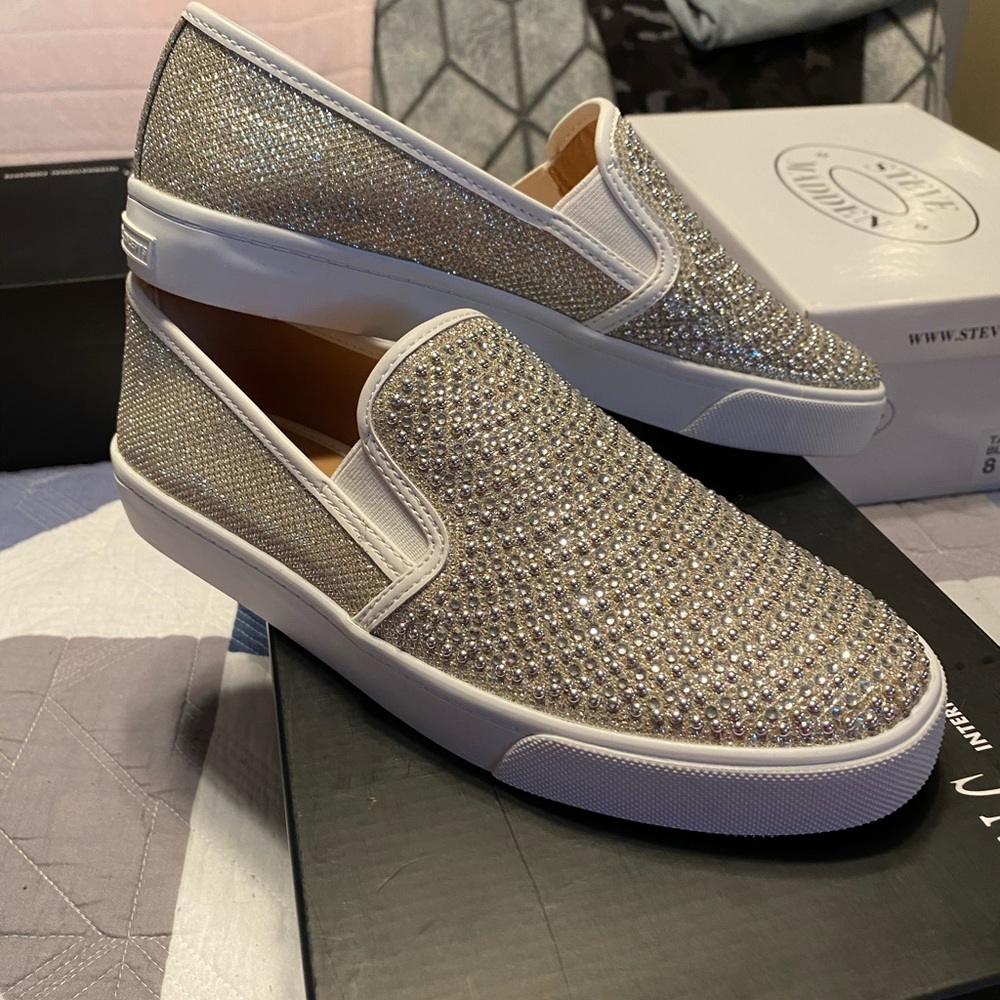 International Concepts slip on shoes